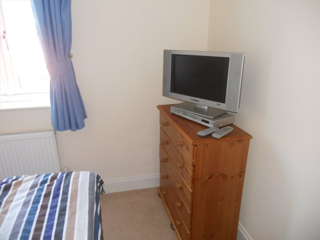 Room to rent in Great Yarmouth - Single room to rent with use of own bathroom - Image 6