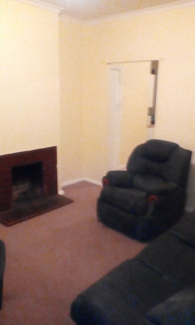 Room to rent in Elizabeth Town - Room 4 Rent - Image 5