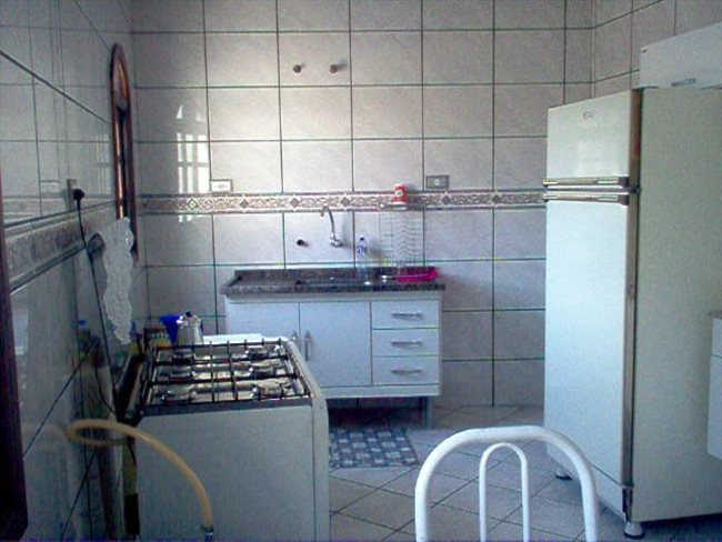 Aluguel kitnet e Quarto em Tatuapé - alugo quarto individual e uma vaga sexo feminino | EasyQuarto - Image 2