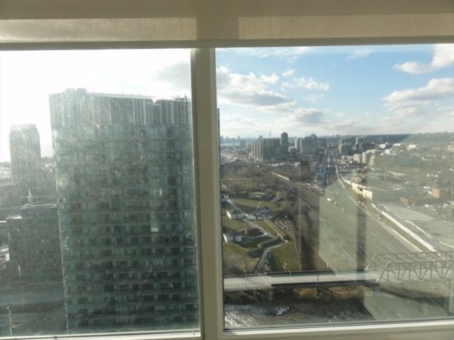 Room for rent in Canada - Bathurst&Front Private Room $900 Shared Room $550 - Image 4