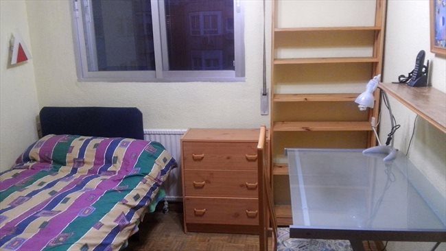 Piso Compartido en Barrio de Bego - Pareja Casa Estudiantes Universidad | EasyPiso - Image 3