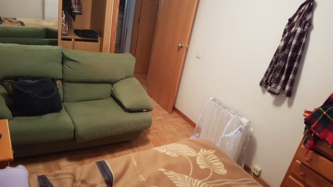 Piso Compartido en San Fernando De Henares - Se busca compañero de piso en habitacion libre | EasyPiso - Image 1