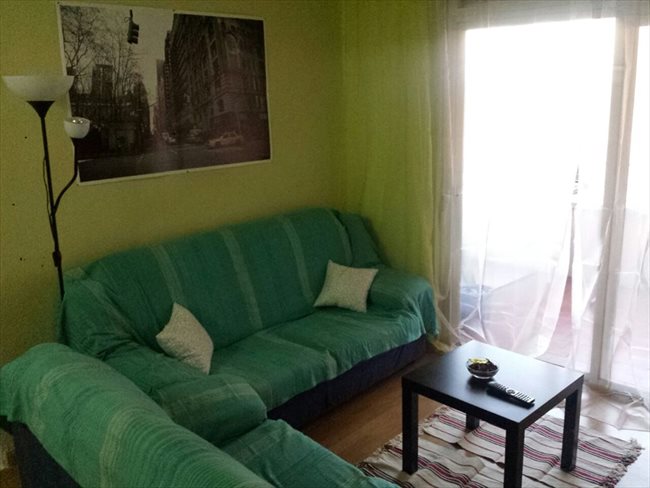 Piso Compartido en Fuenlabrada - Habitacion espaciosa y luminosa al lado de la URJC | EasyPiso - Image 4