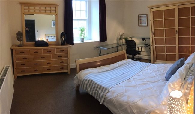 Room to rent in Dumfries - 2 rooms in town centre, considerate housemates - Image 4