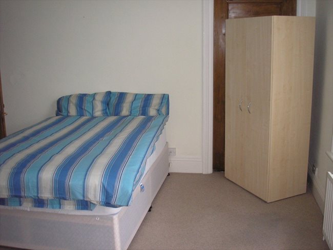 Room to rent in Carlisle - Large Townhouse in Central Carlisle - Image 1