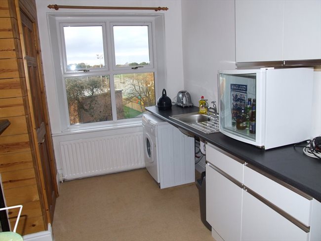 Room to rent in Carlisle - Large Townhouse in Central Carlisle - Image 5