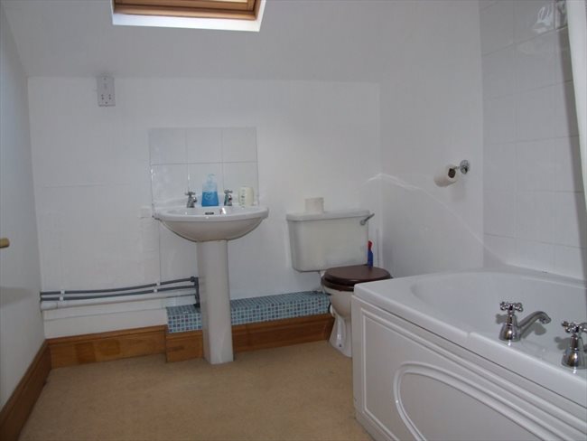 Room to rent in Carlisle - Large Townhouse in Central Carlisle - Image 7