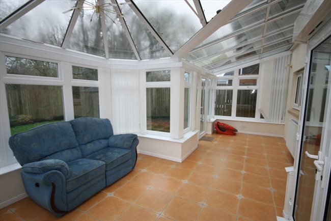 Room to rent in Whitehaven - Large Furnished En-suite Room In Spacious House - Bills included - Very Nice House - Image 3