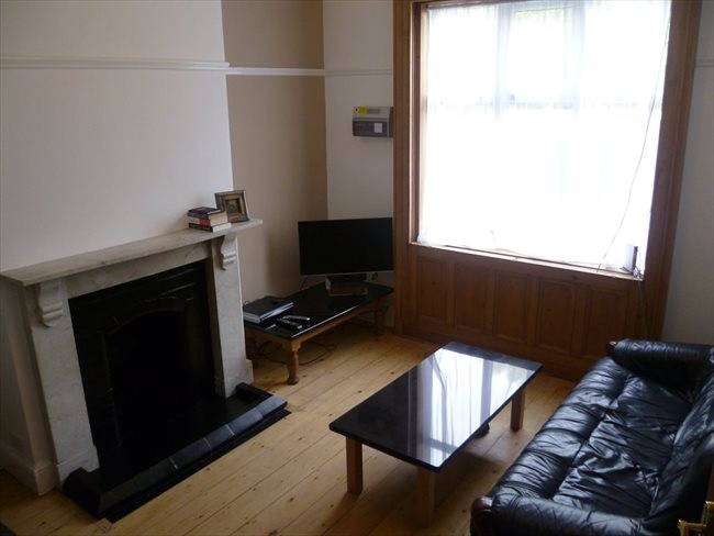 Room to rent in Park Dale - Single Room. Great Location Near City Centre. - Image 8