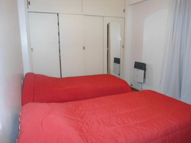Habitacion en alquiler en Buenos Aires - Departamento MUJERES. | CompartoDepto - Image 3
