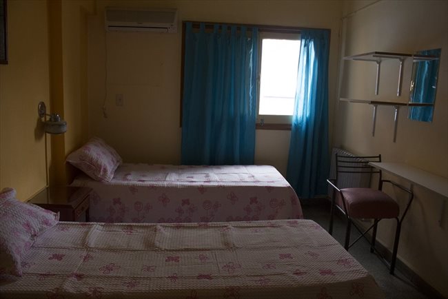 Habitacion en alquiler en Córdoba - Alquilo Hab, residencia señoritas desde $3000 | CompartoDepto - Image 1