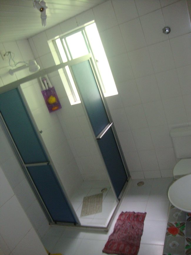 Aluguel kitnet e Quarto em Curitiba - Temos um quarto vago | EasyQuarto - Image 4