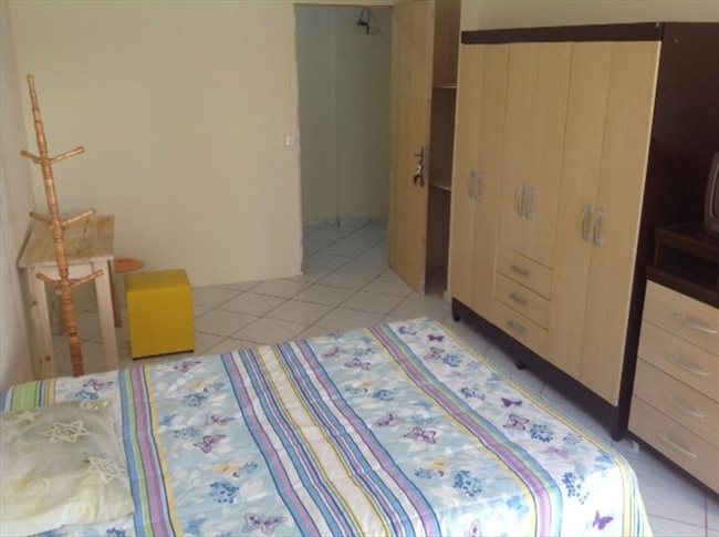 Aluguel kitnet e Quarto em Curitiba - Temos um quarto vago | EasyQuarto - Image 3