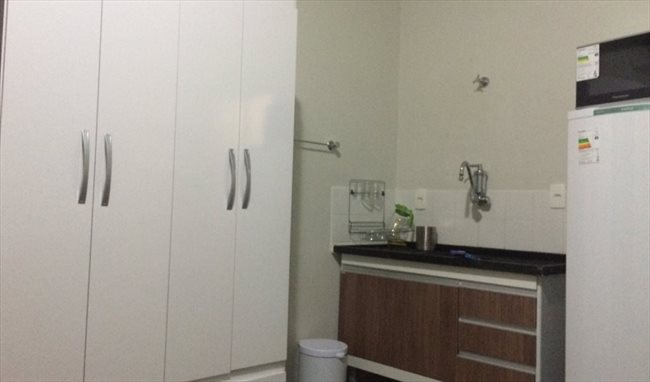 Aluguel kitnet e Quarto em Belo Horizonte - Kitnet Mobiliada Cidade Jardim | EasyQuarto - Image 3