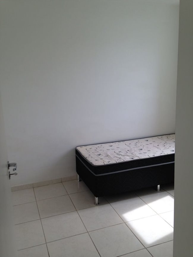 Aluguel kitnet e Quarto em Belo Horizonte - ALUGO QUARTO Individual - p/mulher - Ambiente familiar | EasyQuarto - Image 6