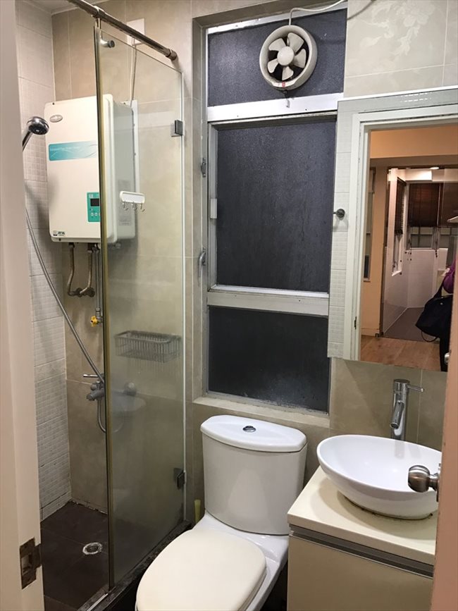 Room for rent in Sheung Wan - Nice Renovation apartment in Sheung Wan - Image 6