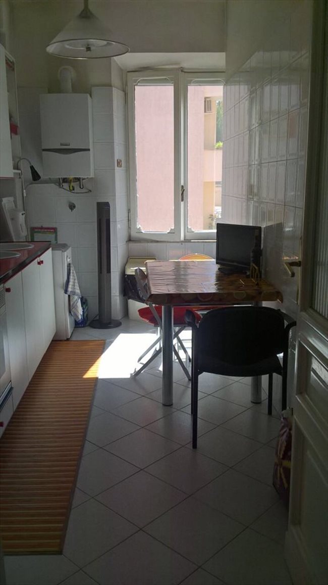 Stanze e Posti Letto in Affitto - Trastevere-Borgo - n. 2 Stanze luminose in appartamento | EasyStanza - Image 1