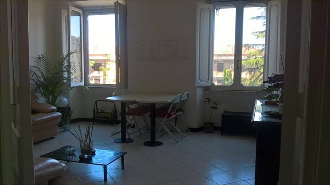 Stanze e Posti Letto in Affitto - Trastevere-Borgo - n. 2 Stanze luminose in appartamento | EasyStanza - Image 2