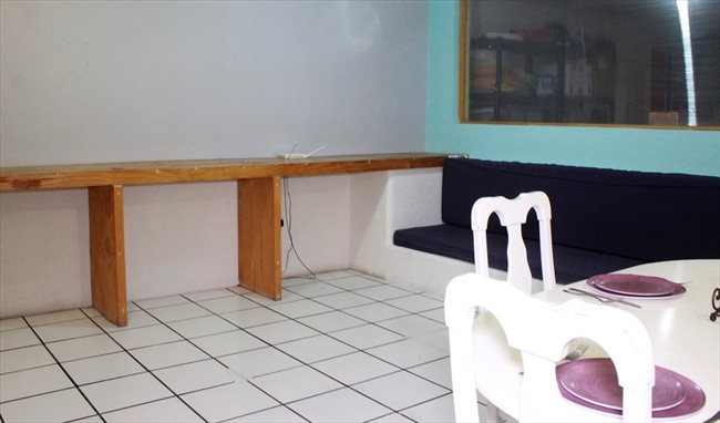 Cuarto en renta en Toluca - HABITACIONES TOLUCA SOLO PARA MUJERES (ESTUDIANTES) | CompartoDepa - Image 3