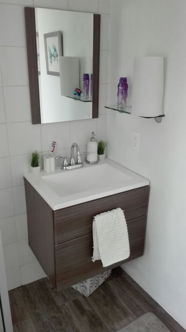 Cuarto en renta en Toluca - RENTO CÓMODOS CUARTOS AMUEBLADOS | CompartoDepa - Image 1
