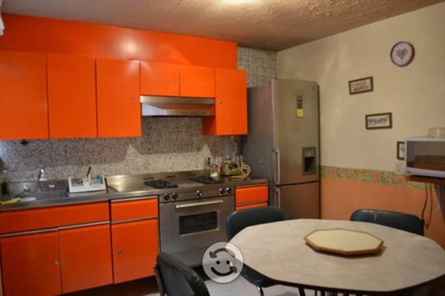 Cuarto en renta en Coyoacán - Albert - del Valle HABITACION LIMPIO SEGURO TRANQUIL | CompartoDepa - Image 3