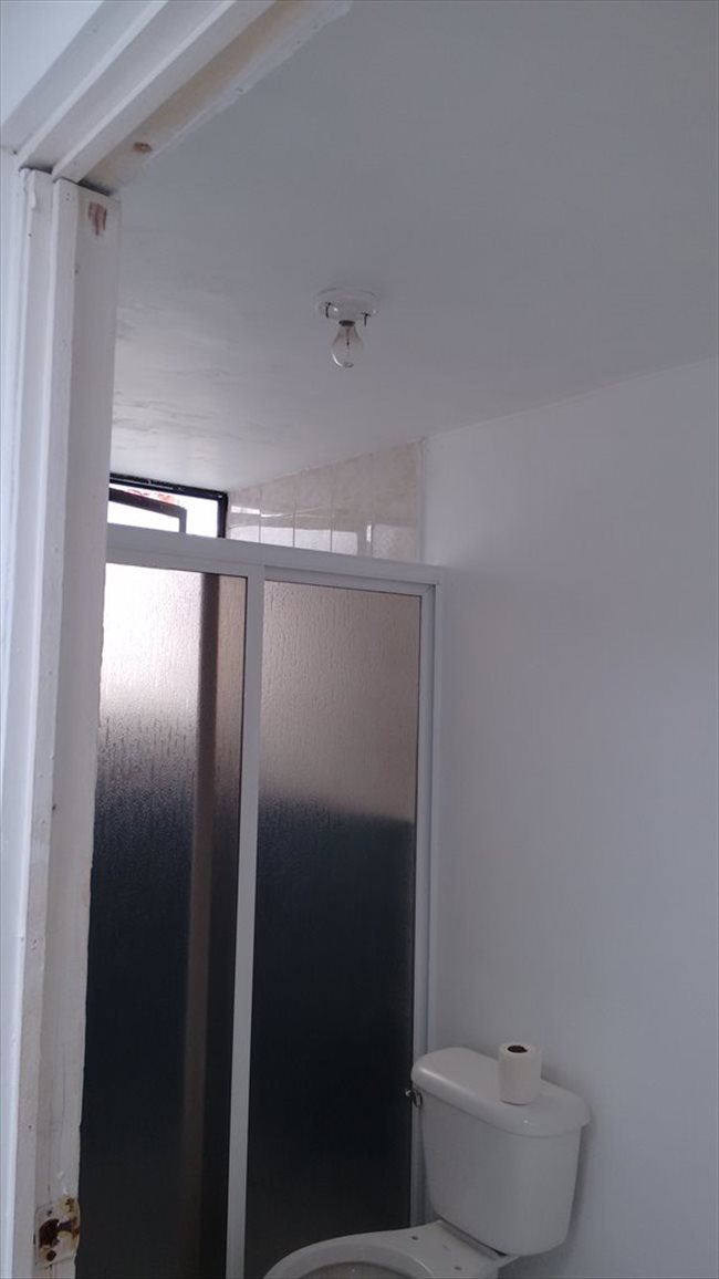 Cuarto en renta en Puebla - Habitación cerca de la CAPU | CompartoDepa - Image 4