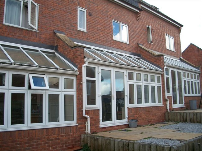 Room to rent in Leigh - Atherton:selection of rooms in new mews houses - Image 2
