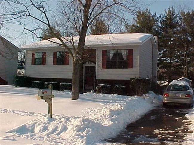 Room for rent in Crescent Hill - Room Share - Image 1