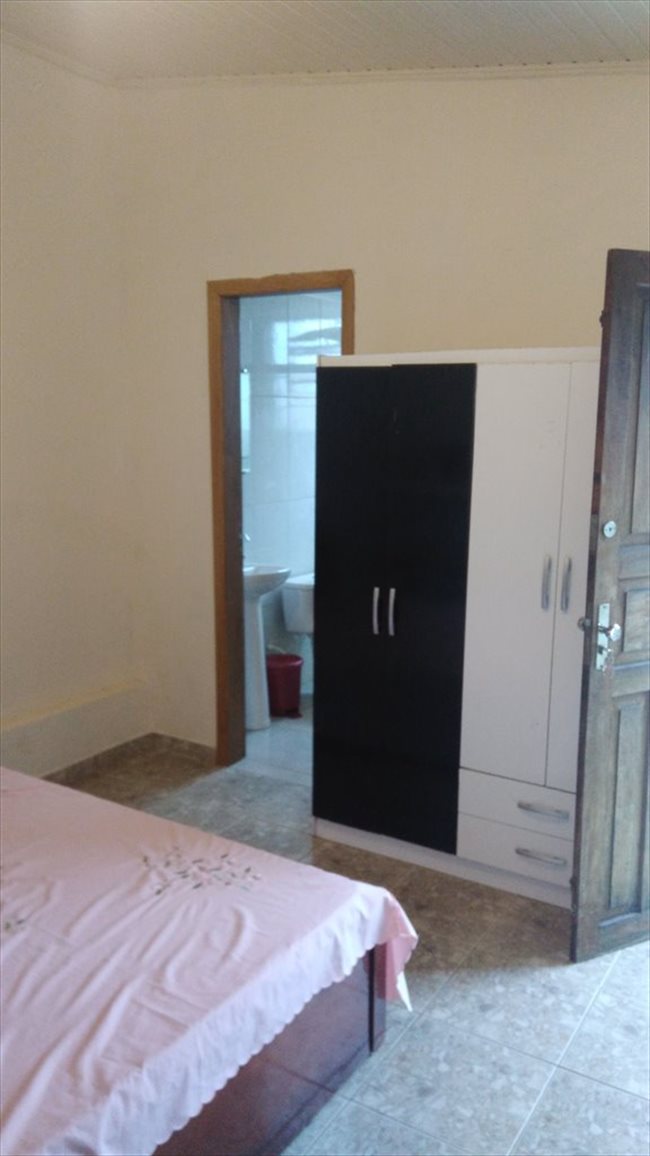 Aluguel kitnet e Quarto em Curitiba - Suíte mobiliada no bairro São Braz | EasyQuarto - Image 3
