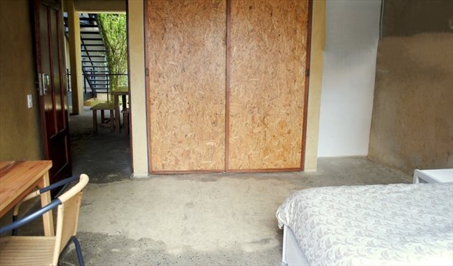 Habitacion en arriendo en Bogotá - Aparta-Estudio Privado Sencillo en La Macarena | CompartoApto - Image 8