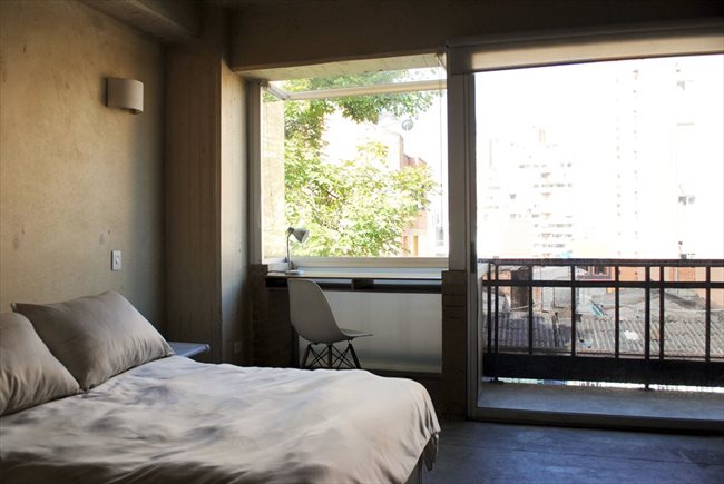 Habitacion en arriendo en Bogotá - Aparta-Estudio Privado de Lujo en La Macarena | CompartoApto - Image 1