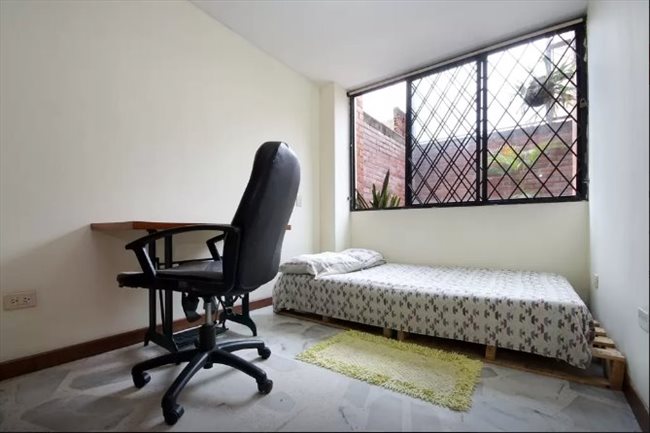 Habitacion en arriendo en Cali - 203 MCSA - Multi Cultural Shared Apartment | CompartoApto - Image 1