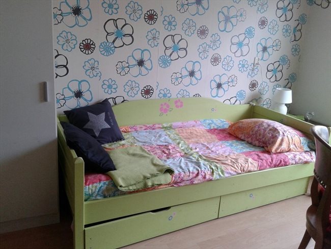 Kamers te huur in Amstelveen - Available in Amsterdam ***female only*** clean, neat & tidy | EasyKamer - Image 2