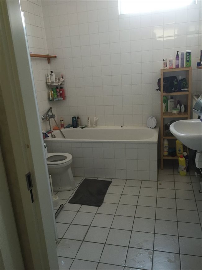 Kamers te huur in Diemen - Ruime kamer inclusief drycleaning wash | EasyKamer - Image 6