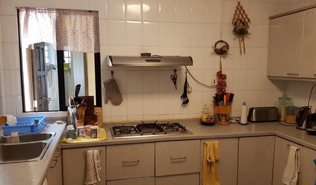 Room for rent in Eunos - A Large Fully Furnished Bedroom for Rent with Queen Size Bed & bathroom - Image 5