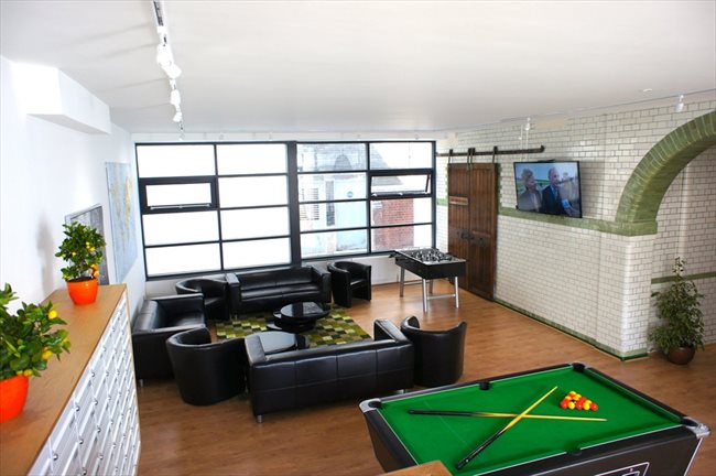 Room to rent in Finsbury Park - SHORT-TERM LETS FOR STUDENTS/PROFFRESIONALS/VISITS - Image 1