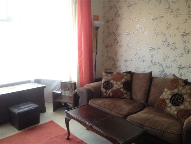 Room to rent in Benwell - 3 Bedroom Semi detached house on quiet U Street - Image 4