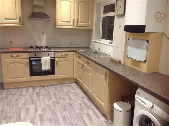 Room to rent in Norbury - Double room House Share Zone 3 (Couples 750 PCM) - Image 1