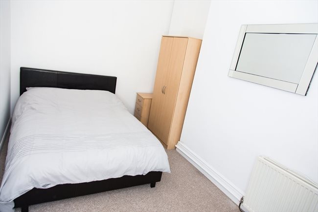 Room to rent in South Shields - Rooms to Rent in South Shields! £60-90 a room per week! - Image 2