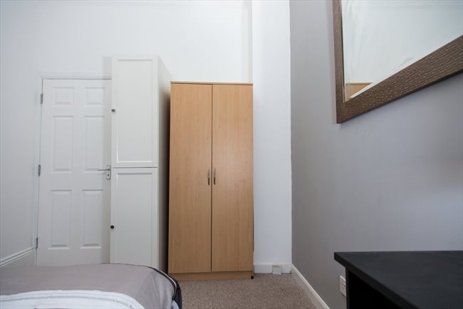 Room to rent in South Shields - Rooms to Rent in South Shields! £60-90 a room per week! - Image 4