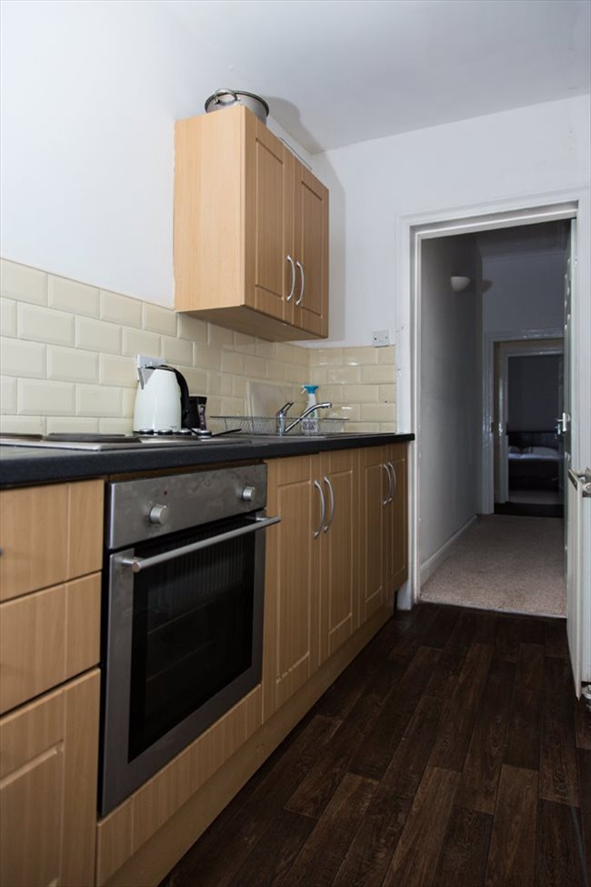 Room to rent in South Shields - Rooms to Rent in South Shields! £60-90 a room per week! - Image 5