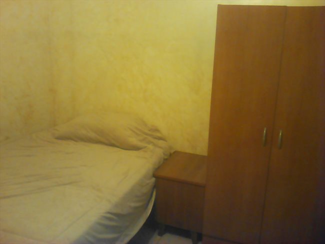 Stanze e Posti Letto in Affitto - Casilino Prenestino - affittasi camera uso singolo | EasyStanza - Image 1