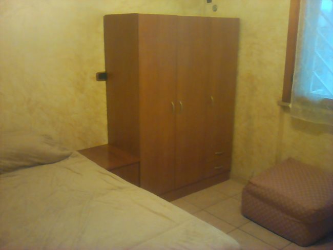 Stanze e Posti Letto in Affitto - Casilino Prenestino - affittasi camera uso singolo | EasyStanza - Image 3
