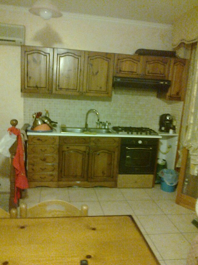 Stanze e Posti Letto in Affitto - Casilino Prenestino - affittasi camera uso singolo | EasyStanza - Image 5