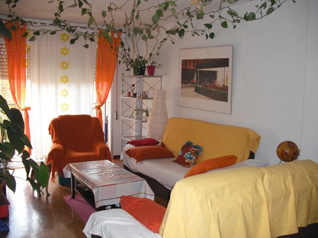 Piso Compartido en Villa De Vallecas - Hermosa Casita en Rivas | EasyPiso - Image 1