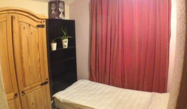 Room to rent in Abington - Lovely room in Abington - Image 1
