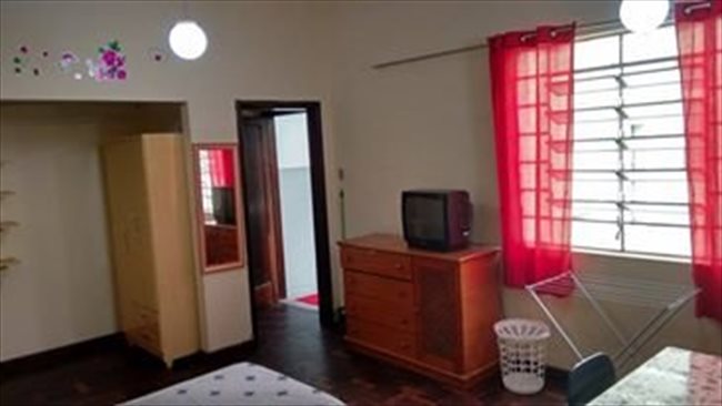 Aluguel kitnet e Quarto em Curitiba - Temos quarto vago por 700 | EasyQuarto - Image 4