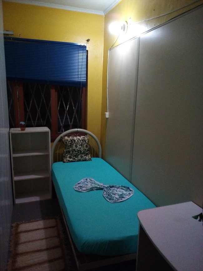 Aluguel kitnet e Quarto em Porto Alegre - Quarto individual mobiliado em ótima casa | EasyQuarto - Image 3