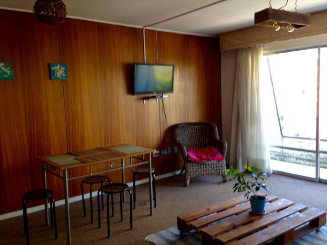 Pieza en arriendo en Concepción - Habitacion disponible en dpto a dos cuadras de Udec | CompartoDepto - Image 2