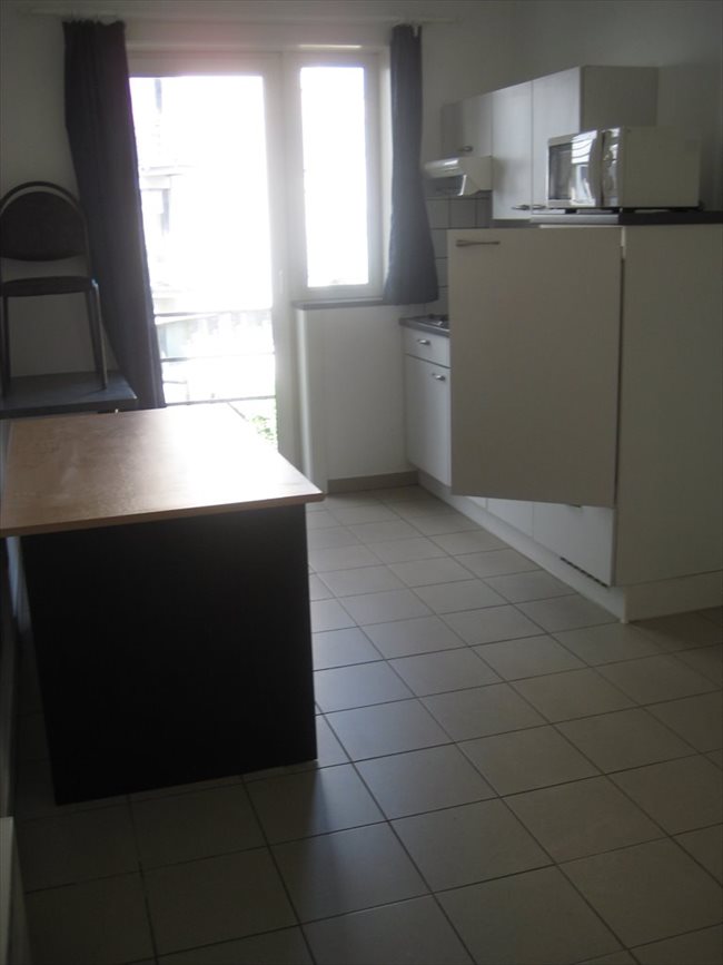 Koten te huur in Brussel-Bruxelles - super toffe studio met eigen keuken en badkamer, vlakbij Uz en VUB Jette | EasyKot - Image 1